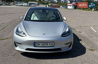 Tesla Model 3 2018 Tesla Model 3 2018