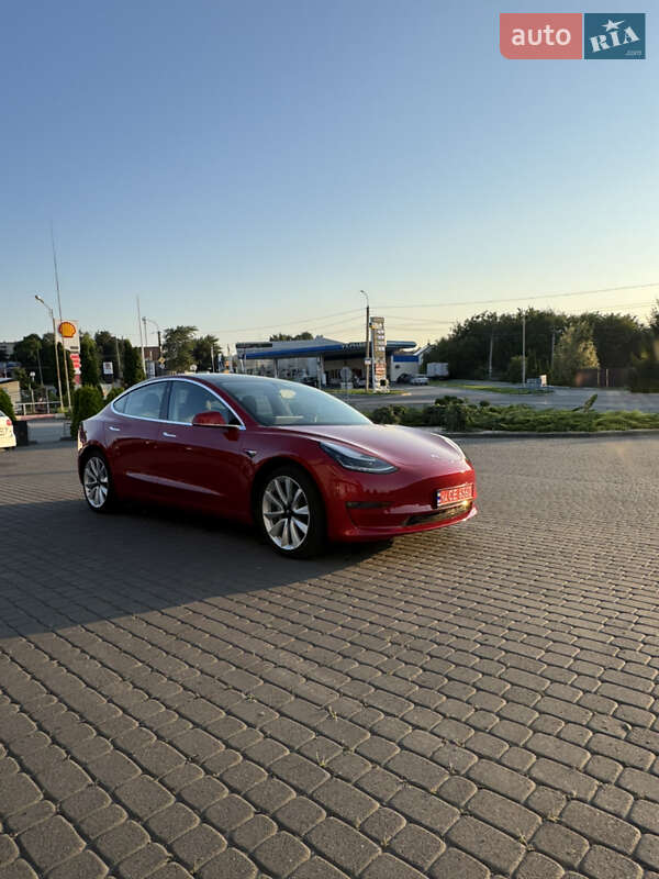 Седан Tesla Model 3 2020 в Хмельницком