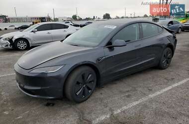 Tesla Model 3 2025