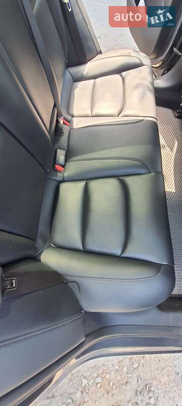 Седан Tesla Model 3 2022 в Білій Церкві