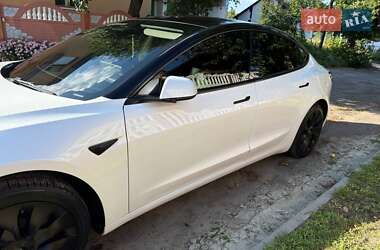 Седан Tesla Model 3 2023 в Ровно