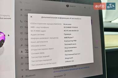Седан Tesla Model 3 2022 в 