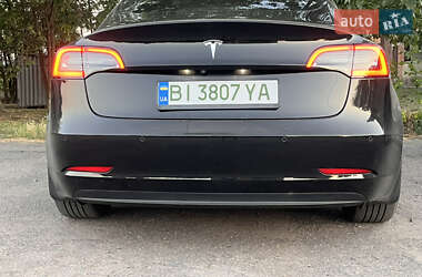 Седан Tesla Model 3 2019 в Кобеляках