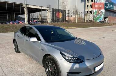 Tesla Model 3 2018