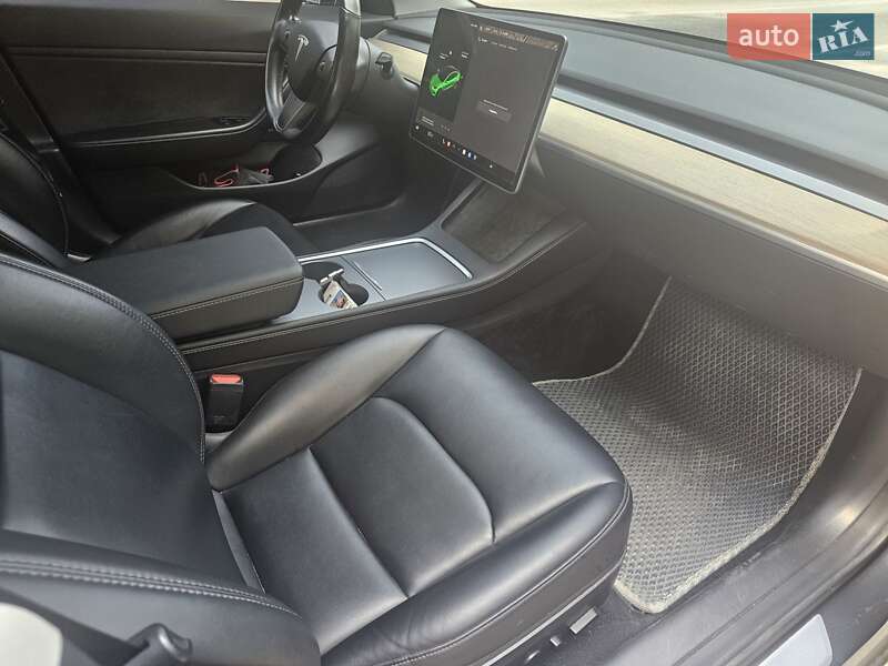 Седан Tesla Model 3 2019 в Запоріжжі фото 2 Седан Tesla Model 3 2019 в Запоріжжі