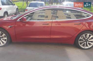 Седан Tesla Model 3 2019 в 