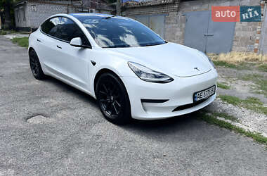 Tesla Model 3 2019 Tesla Model 3 2019