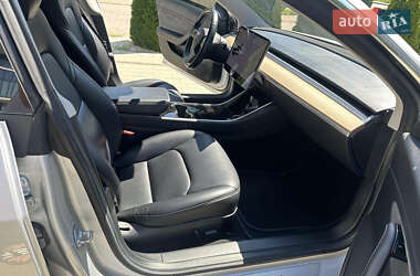 Седан Tesla Model 3 2018 в 