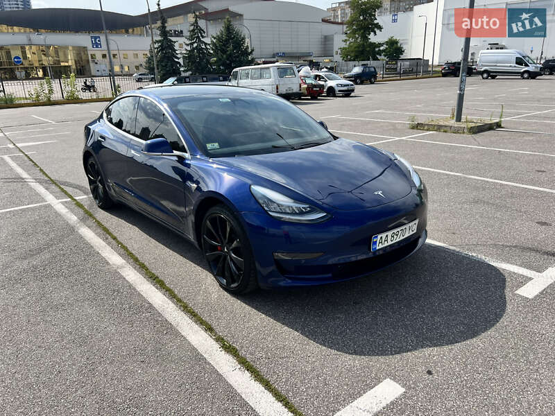 Седан Tesla Model 3 2019 в Киеве фото 5 Седан Tesla Model 3 2019 в Киеве