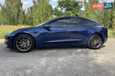 Седан Tesla Model 3 2018 в 