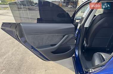 Седан Tesla Model 3 2018 в 