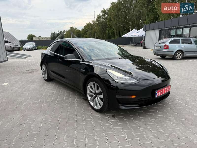 Седан Tesla Model 3 2019 в Владимире