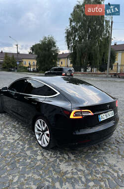 Седан Tesla Model 3 2019 в 
