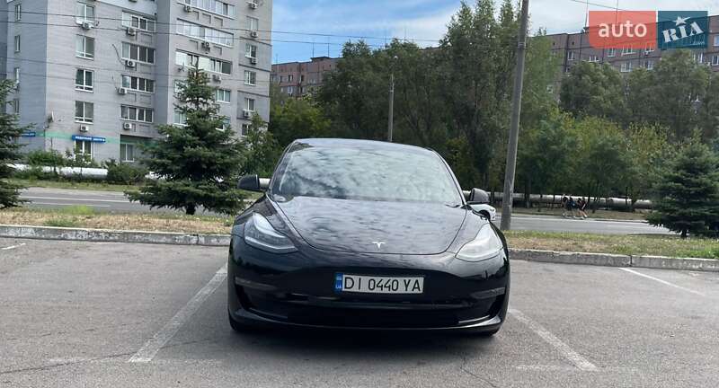 Седан Tesla Model 3 2020 в Днепре