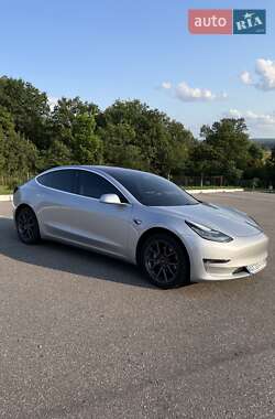 Tesla Model 3 2018