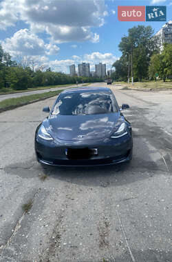 Tesla Model 3 2018