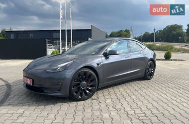 Седан Tesla Model 3 2021 в Львове