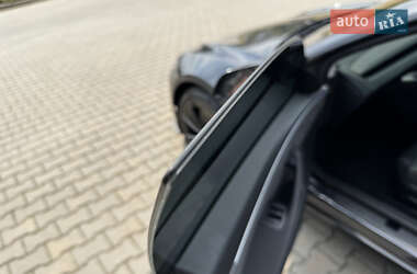 Седан Tesla Model 3 2024 в 