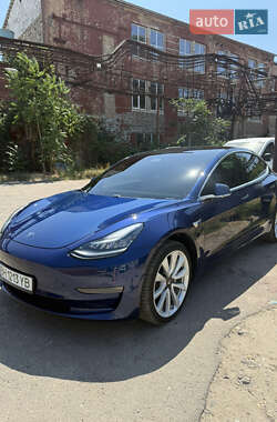 Седан Tesla Model 3 2018 в 