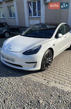 Tesla Model 3 2021
