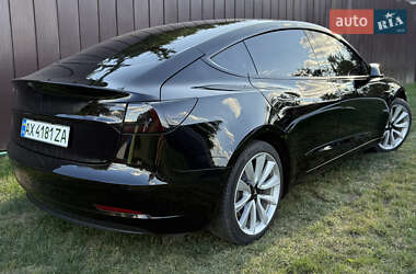 Tesla Model 3 2020