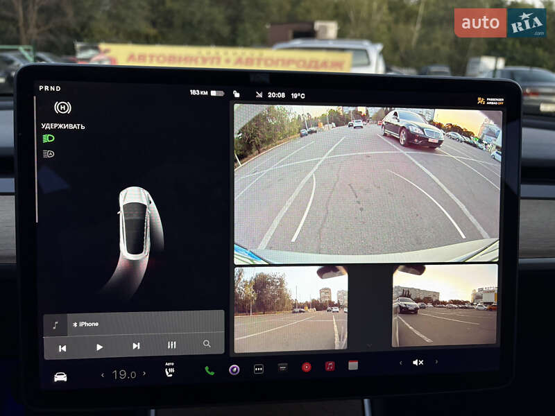 Седан Tesla Model 3 2018 в Запоріжжі