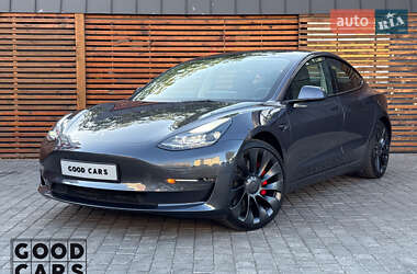 Tesla Model 3 2022