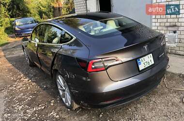 Седан Tesla Model 3 2018 в 