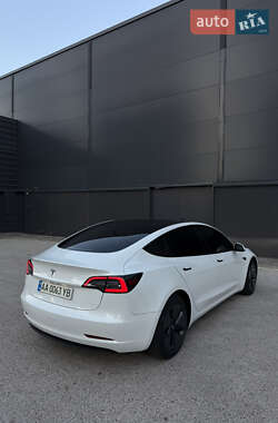 Седан Tesla Model 3 2019 в 