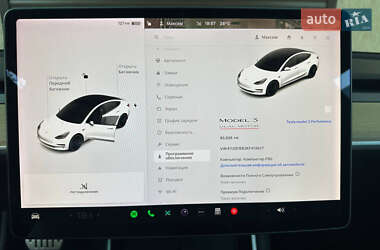 Седан Tesla Model 3 2019 в 