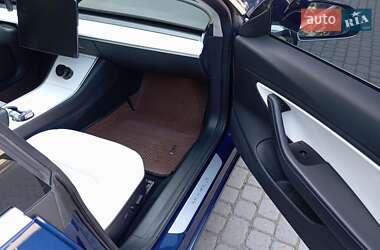 Седан Tesla Model 3 2018 в 