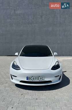 Седан Tesla Model 3 2019 в Львове