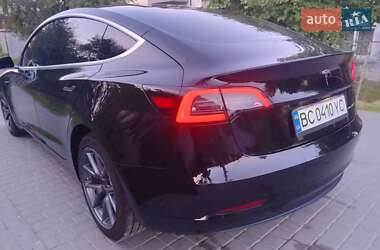 Седан Tesla Model 3 2019 в 