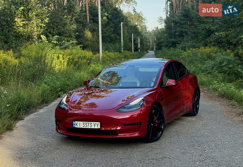 Седан Tesla Model 3 2019 в Києві