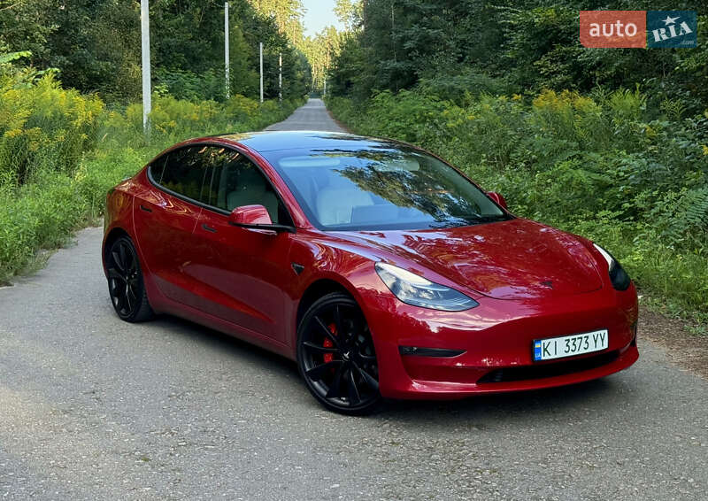 Седан Tesla Model 3 2019 в Києві