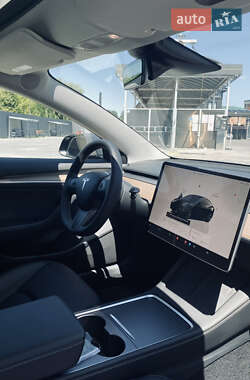 Седан Tesla Model 3 2023 в Полтаве