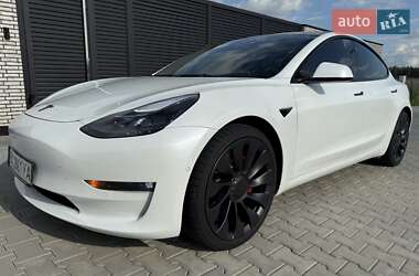 Седан Tesla Model 3 2022 в Хмельницком