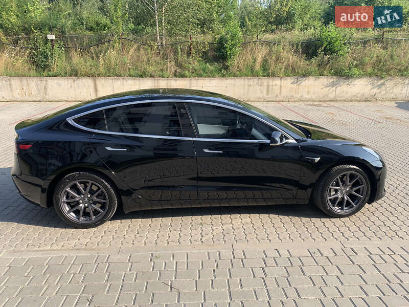 Седан Tesla Model 3 2018 в Ивано-Франковске фото 23 Седан Tesla Model 3 2018 в Ивано-Франковске