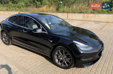 Tesla Model 3 2018
