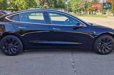 Седан Tesla Model 3 2019 в 