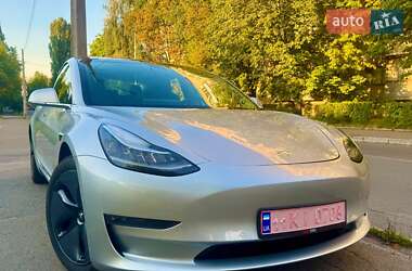 Седан Tesla Model 3 2018 в 
