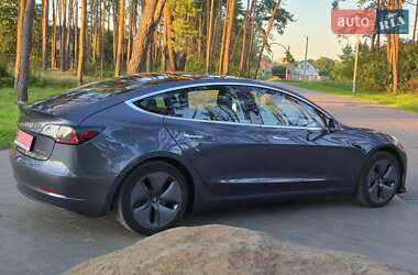 Седан Tesla Model 3 2019 в 