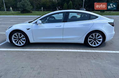Седан Tesla Model 3 2019 в 