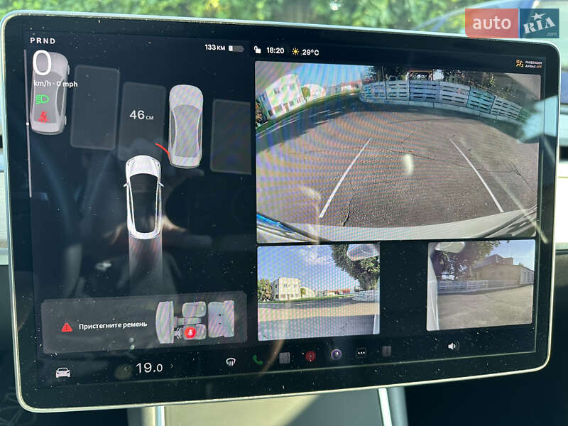 Седан Tesla Model 3 2019 в Києві