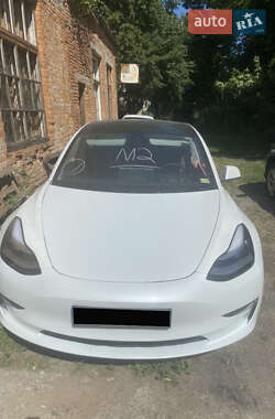 Tesla Model 3 2020