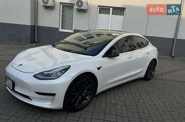 Седан Tesla Model 3 2019 в 