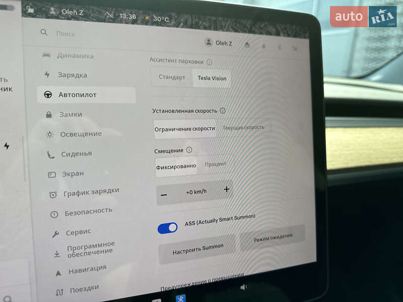 Седан Tesla Model 3 2022 в Львові