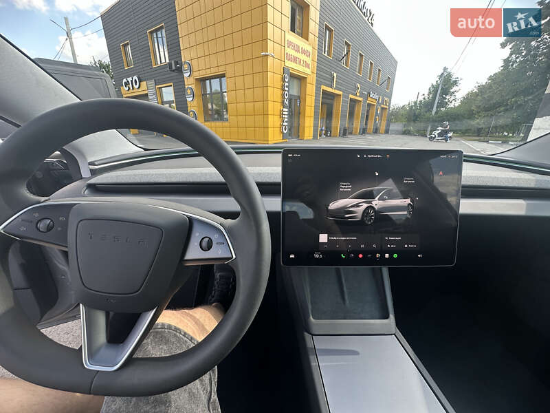 Седан Tesla Model 3 2024 в Харькове