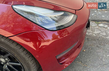 Седан Tesla Model 3 2018 в 