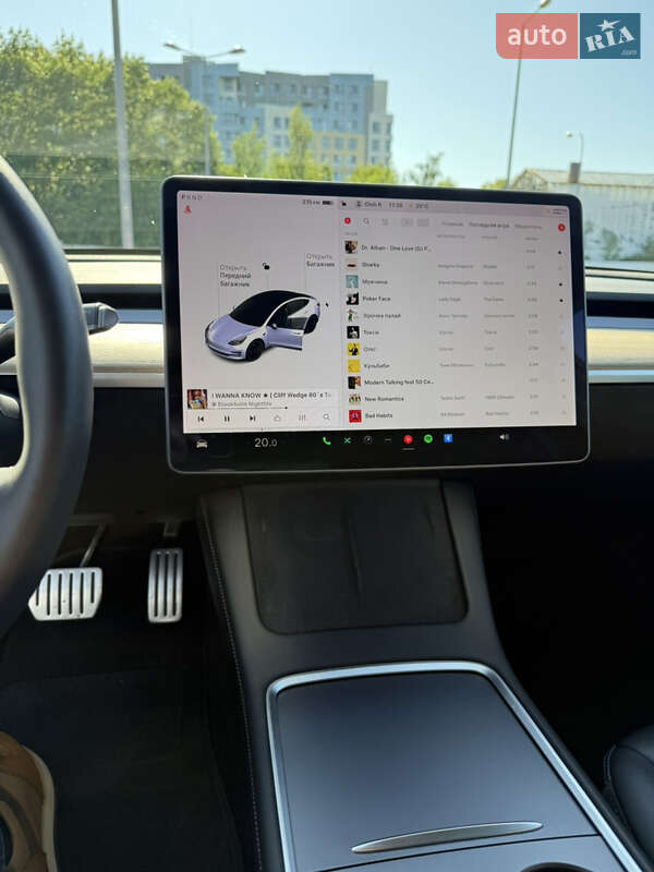 Седан Tesla Model 3 2021 в Львові